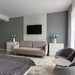 Mikolajska 5