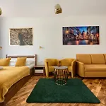 Διαμέρισμα Mikolajska 5