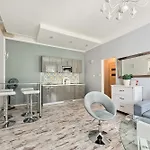 Mikolajska 5 * Krasków