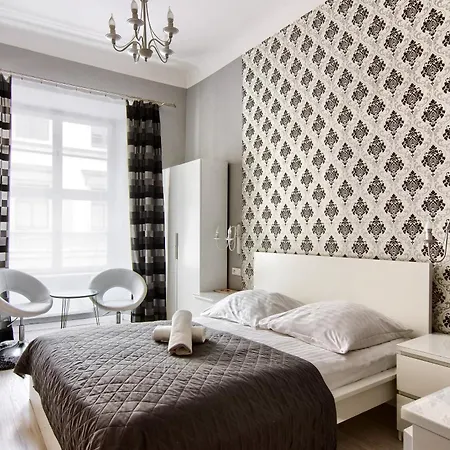 Apartment Mikolajska 5