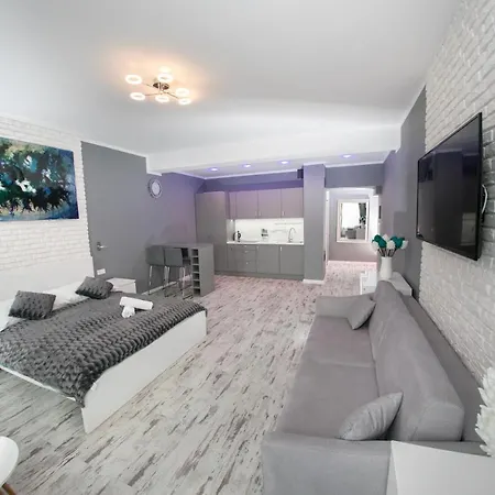 Apartment Mikolajska 5 *