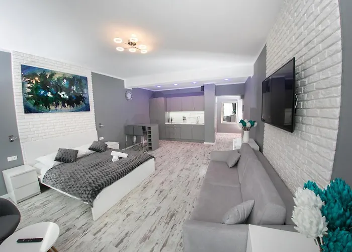 Apartment Mikolajska 5 *