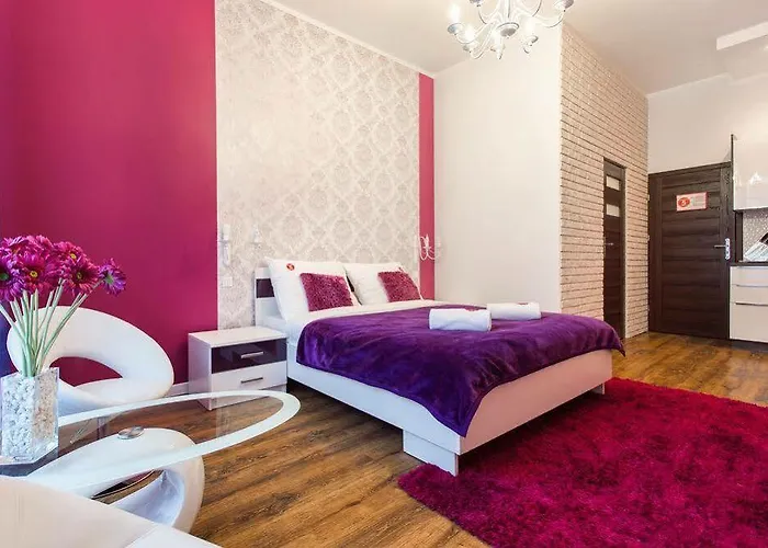 Mikołajska 5 Apartament *