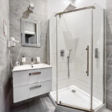 Daire Mikolajska 5 *