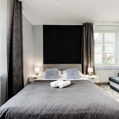 Mikolajska 5 * Krasków